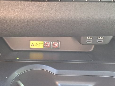 Used 2025 Lexus UX 300h AWD w/ Accessory Package (Z2) image 23