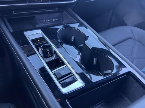 Certified 2024 Volkswagen Atlas Cross Sport SE image 20