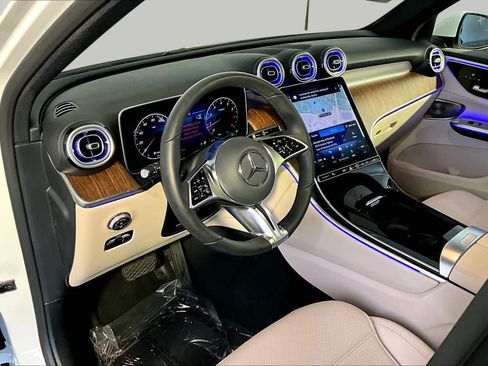 Used 2026 Mercedes-Benz GLC 300 4MATIC image 18