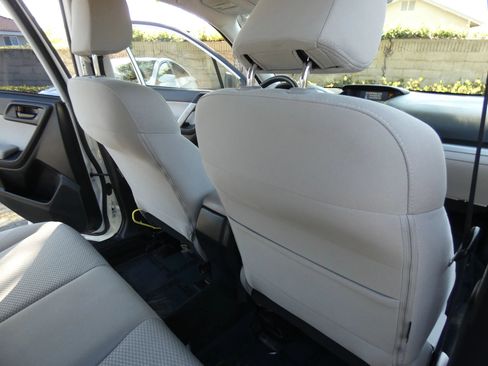 Used 2016 Subaru Forester 2.5i w/ Alloy Wheel Package image 39