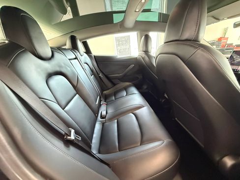 Used 2018 Tesla Model 3 Performance AWD/4WD image 17