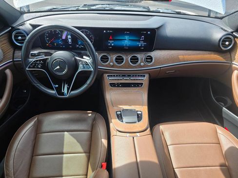 Used 2022 Mercedes-Benz E 350 4MATIC Sedan image 19