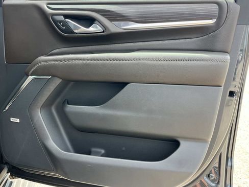 Used 2021 GMC Yukon XL Denali RWD image 30
