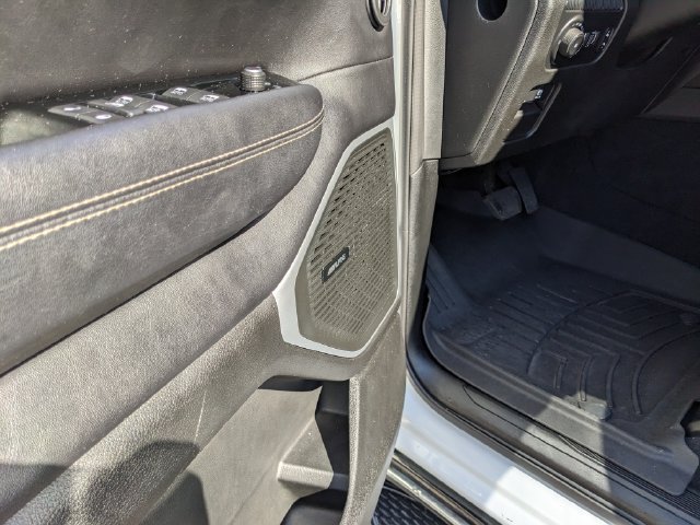 Used 2023 Jeep Wagoneer 4WD w/ Convenience Group I image 23