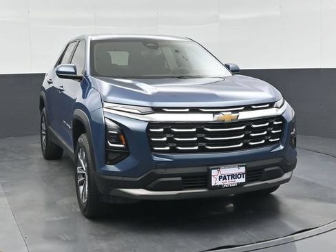 Used 2026 Chevrolet Equinox LT FWD image 30