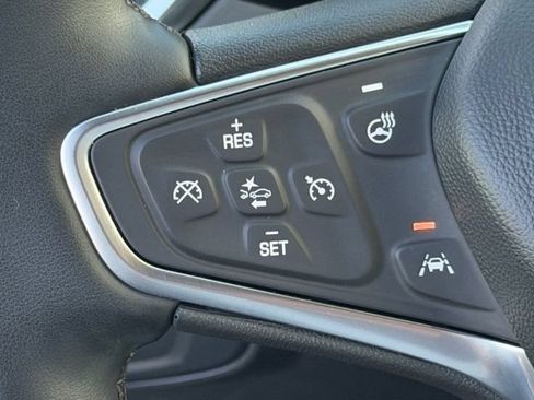 Used 2024 Chevrolet Equinox LT FWD image 24