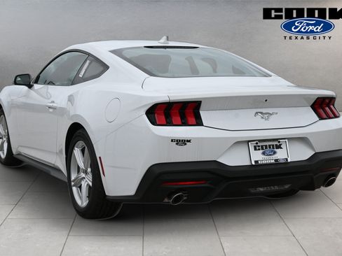 New 2026 Ford Mustang Coupe RWD image 4