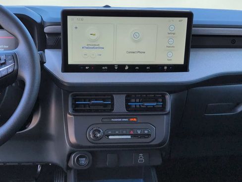 New 2026 Ford Maverick XLT FWD image 23