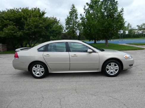 Used 2012 Chevrolet Impala LT FWD image 4