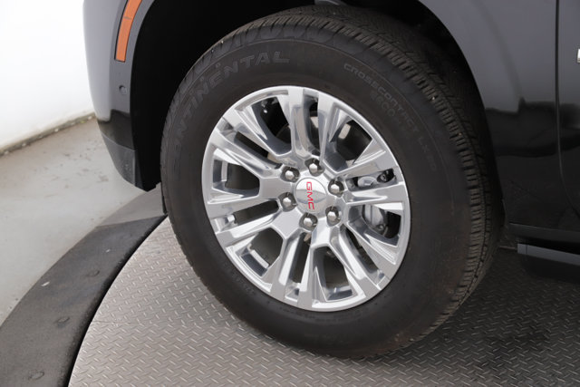 Used 2026 GMC Yukon Denali w/ Sun & Power Step Package AWD/4WD image 13