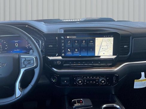 New 2026 Chevrolet Silverado 1500 LT Trail Boss w/ LT Trail Boss Premium Package AWD/4WD image 4