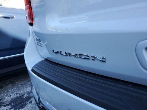 New 2026 GMC Yukon XL Denali w/ Sun & Power Step Package image 8