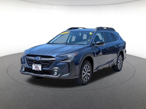 Certified 2024 Subaru Outback Premium w/ Popular Package #1A AWD/4WD image 3