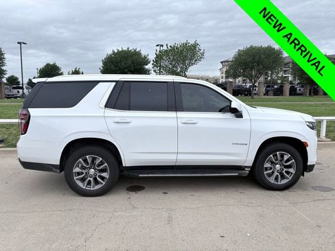 Used 2021 Chevrolet Tahoe LS RWD image 3