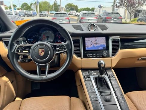 Used 2017 Porsche Macan S AWD/4WD image 29