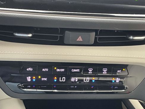 Certified 2023 Buick Envision Avenir AWD/4WD image 28