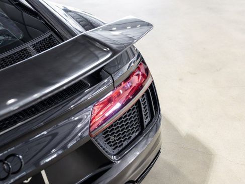 Used 2017 Audi R8 V10 plus image 44