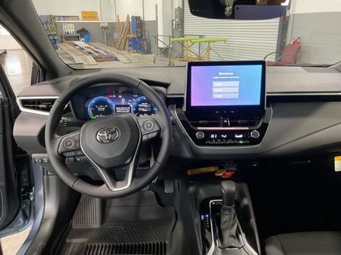 New 2026 Toyota Corolla SE image 12