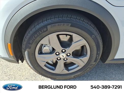 Used 2023 Ford Mustang Mach-E Select w/ Comfort Package Lite AWD/4WD image 11