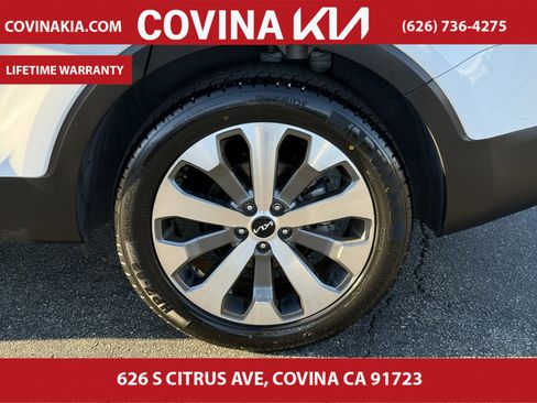 Certified 2022 Kia Telluride S image 10