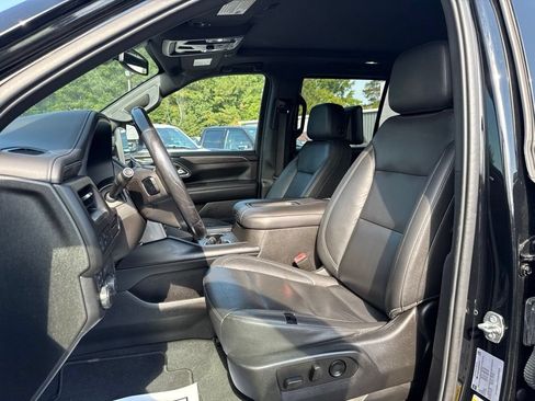 Used 2021 Chevrolet Tahoe Z71 w/ Rear Media and Nav Package AWD/4WD image 9