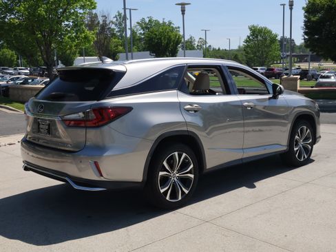 Used 2018 Lexus RX 350L FWD image 9