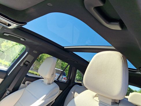 Certified 2023 Mercedes-Benz GLC 300 4MATIC image 14