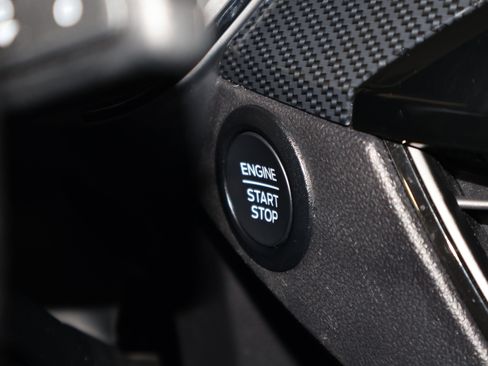 Used 2025 Ford Escape ST-Line Select image 25