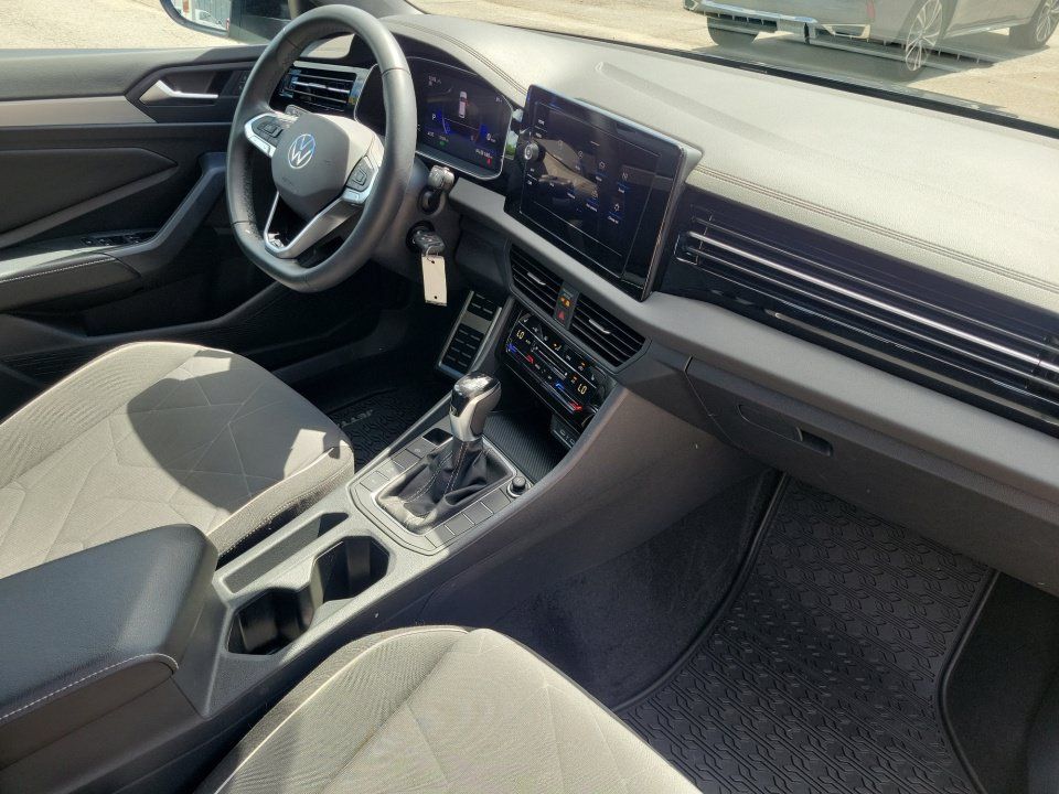 Certified 2026 Volkswagen Jetta Sport FWD image 28