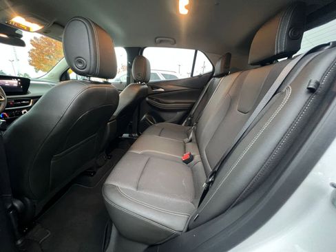 Used 2025 Buick Encore GX Preferred image 25
