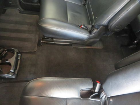 Used 2018 Toyota Sequoia TRD Sport AWD/4WD image 64