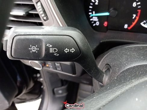 Used 2020 Ford Escape SE image 30