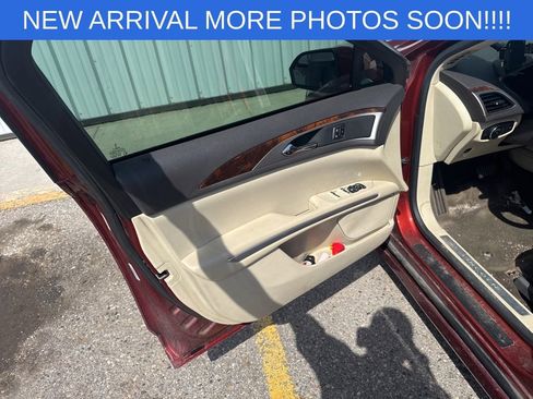 Used 2014 Lincoln MKZ w/ Equipment Group 101A Select FWD image 9
