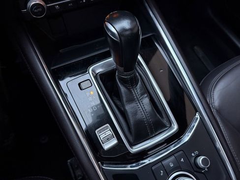 Used 2022 MAZDA CX-5 Signature image 24