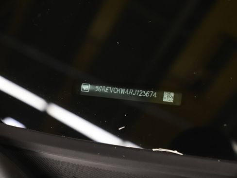 Used 2024 Buick Enclave Avenir w/ Avenir Technology Package image 34