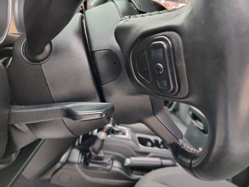 Certified 2023 Jeep Wrangler Sport S image 20