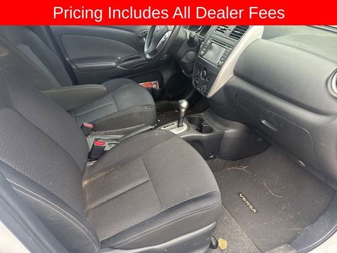 Used 2016 Nissan Versa FWD image 11
