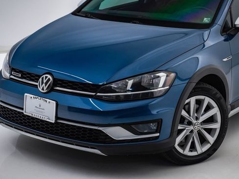 Used 2019 Volkswagen Golf Alltrack S AWD/4WD image 4