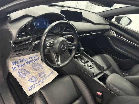 Used 2019 MAZDA MAZDA3 Hatchback w/ Preferred Package FWD image 48
