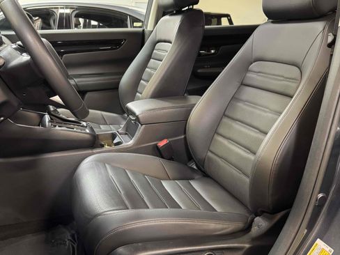 Used 2024 Honda CR-V EX-L image 6