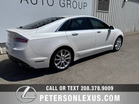 Used 2014 Lincoln MKZ w/ Equipment Group 102A Reserve FWD image 4