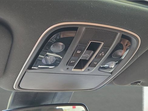 Used 2019 Kia Sorento SX AWD/4WD image 32