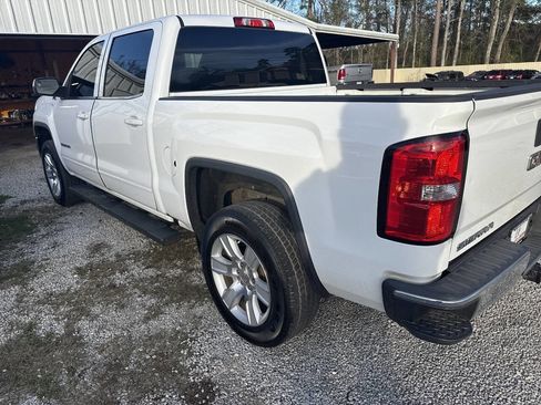 Used 2018 GMC Sierra 1500 SLE w/ Suspension Package, Off-Road image 3