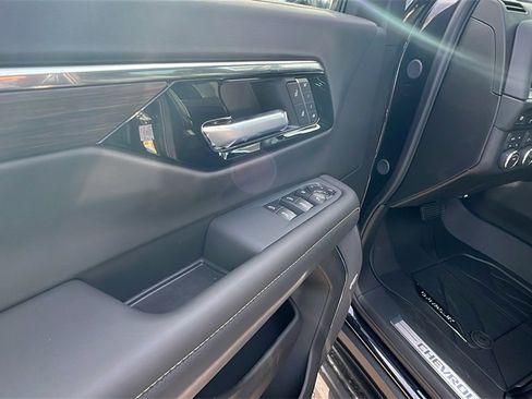 New 2026 Chevrolet Suburban Premier w/ Sun And Tow Package image 12