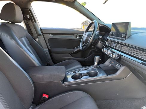 Used 2022 Honda Civic Sport image 13