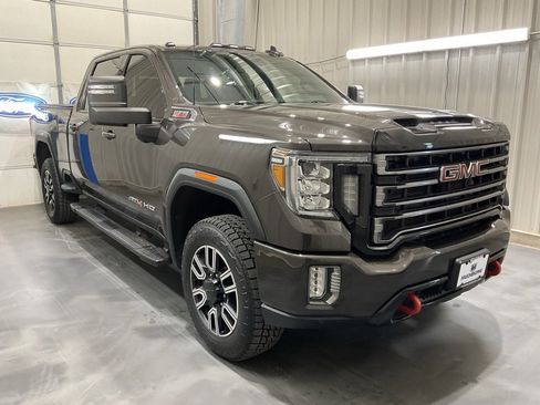 Used 2020 GMC Sierra 2500 AT4 w/ AT4 Preferred Package image 1