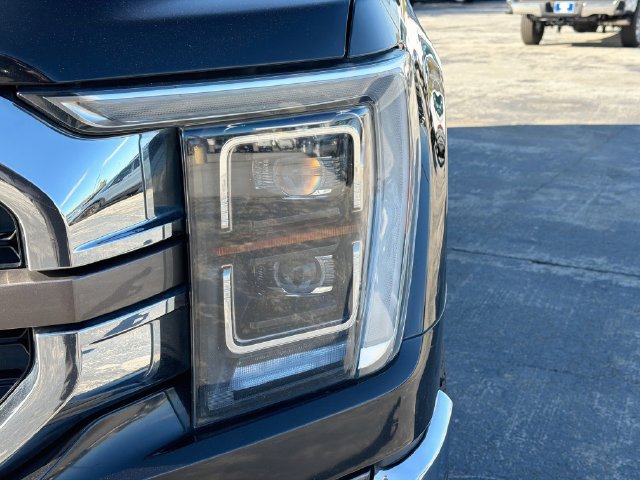 Used 2021 Ford F150 Lariat w/ Equipment Group 502A High AWD/4WD image 11