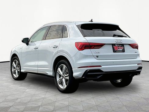 Used 2022 Audi Q3 2.0T Premium AWD/4WD image 4