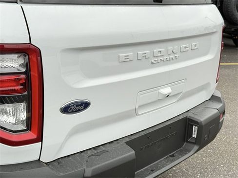 New 2025 Ford Bronco Sport Outer Banks image 6