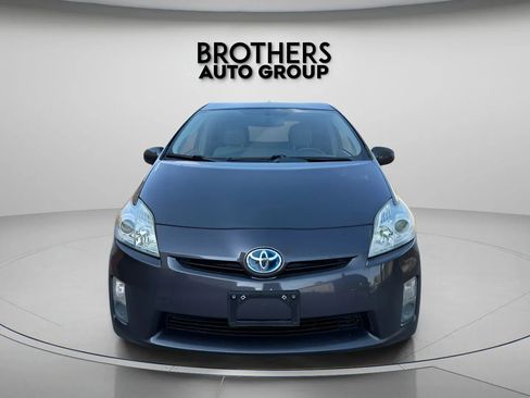 Used 2010 Toyota Prius Three FWD image 2